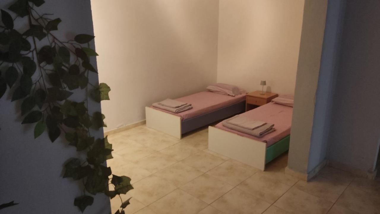 Markópoulon Airport'S Close, Cozy Flat For 6 Persons 아파트 외부 사진